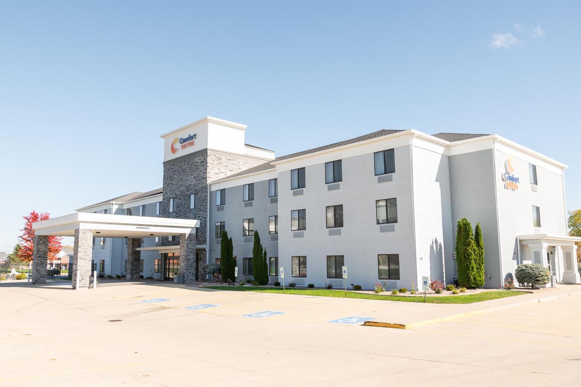 Comfort Suites Bloomington I-55 And I-74 Exteriör bild